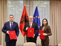 Nënshkruhet marrëveshja për reduktimin e kohës për pajisjen me dokumenta biometrikë