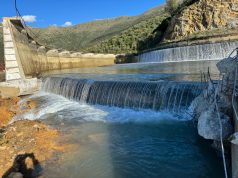 Situatë alarmante/ Diga e hidrocentralit në Bunec rrezikon të shkaktojë përmbytje. Urdhërohet evakuim