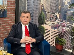 “Sudet, vefat dhe rrapushët!” Ja si i quan Balla partitë e reja të Lapaj dhe Qorit: u zunë për mikrofonin si ata të tjerët për foltoren