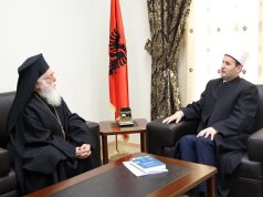 Kreu i komunitetit mysliman, falet për shërimin e kryepeshkopit Anastas