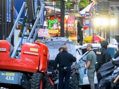 Makina përplaset me turmën në Oregon. Vritet autori i aktit terrorist