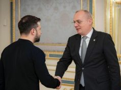 Hasani në Kiev. Takohet me Zelenskyn