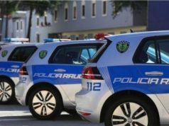 Polici i rrugores bie nga ballkoni, shtrohet në spital