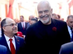 Kosova 17 vjet shtet, urojnë krerët e shtetit shqiptar! Begaj: Faleminderit aleatëve, krah teje! Rama: Gëzuar pavarësinë!