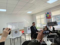 Voton kryetari i LDK, Lumir Abdixhiku, fton qytetarët për pjesëmarrje në zgjedhje