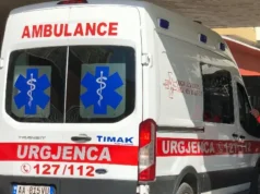 Sherr mes të miturve në Sarandë, plagoset 15-vjeçari