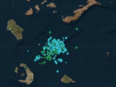 Vazhdon aktiviteti sizmik në Santorini. Qytetarët nxitojnë të largohen, biletat shtrenjtohen nga ora në orë (Pamjet live)