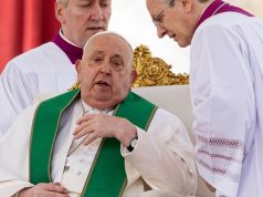 Papa në gjendje kritike