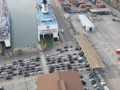 Ekstradohet nga Spanja 31-vjeçari i akuzuar për korrupsion dhe vjedhje të 200 mijë litrave naftë në portin e Durrësit