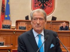 Berishës nuk i del foltorja, Balla i qan hallin “kameramanes” së tij, por më shumë irritohet Noka