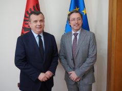 Ministri Balla pret ambasadorin e ri italian në Tiranë, Marco Alberti. Diskutime për ratifikimin e marrëveshjes së pensioneve, turizmin dhe integrimin në BE