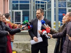 “Kryqëzatë” kundër portaleve. Pasi merr miliona nga mediat e mëdha, Acromax kërkon hise torte për zgjedhje edhe nga SPAK