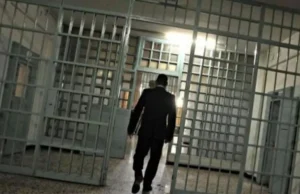 “Çfarë po ndodh në burgje?”/ Transferime dhe lehtësime për emra të krimit, dyshime për privilegje