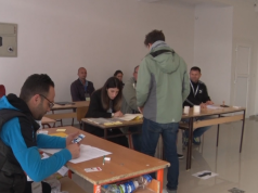 Mbi 20 mijë shtetas do votojnë në 16 ambasadat e Kosovës