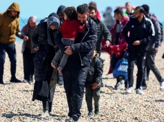 Britania e madhe si Italia, kërkon të deportojë emigrantët në Ballkan