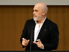 Athinë, Kryeministri Rama me bizneset pjesëmarrëse në panair