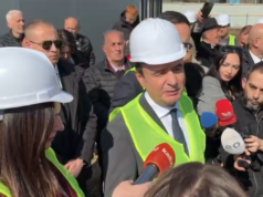 Kurti s’paraqitet për dëshmi, Prokuroria thotë se do të veprojë konform ligjit Albin Kurti