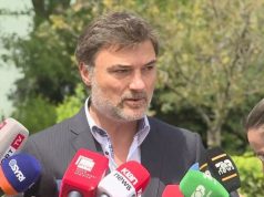 Enkelejd Alibeaj fut dy vajzat dhe mamanë në listë të sigurtë të qarkut të Tiranës, kreu i “Djathtas 1912”: Na e detyron ligji, do të dorëhiqen