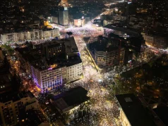 Eksperti: Serbia përdori një armë speciale ndaj protestuesve, e bleu nga Izraeli