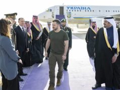 Volodymyr Zelensky udhëton drejt Arabisë Saudite për bisedime kritike me SHBA-të për t’i dhënë fund luftës me Rusinë