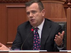 Berisha dhe Fatmir Mediu flasin për largimin nga jeta të Andis Harasanit. Replikon Balla: Bufi dhe Korbi janë afër njëri-tjetrit