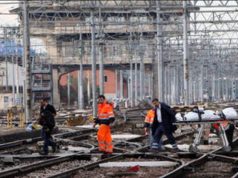 Tragjedi në Itali, 37-vjeçari shqiptar përplaset nga treni, ndërron jetë.