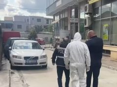 Emri/ Plagoset 25-vjeçari në Kamëz gjatë sherrit për një vend parkimi