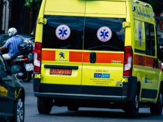 Shqiptari plagoset me thikë në Greqi