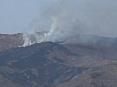 Vazhdon zjarri në Moravë/ Zjarrfikësit ndërhyjnë me mjete rrethanore