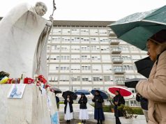 Përkeqësohet gjendja shëndetësore e Papa Franceskut, Vatikani: Ati i Shenjtë, sërish probleme me frymëmarrjen