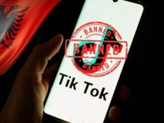 Tik Tok ende hapur. Ja sa kohë duhet që të mbyllet
