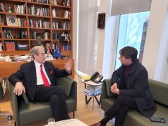 Njeriu i Sali Berishës, Klodian Cami, kryetar i PD-së në Itali, denoncohet për krim zgjedhor: mbledh zarfet me fletëvotimet e diasporës pasi korruptoi postierët.