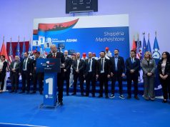 Lobimi 6 mln dollarë i PD në SHBA, sqarimi: nuk kemi asnjë detyrim financiar. Paguan diaspora