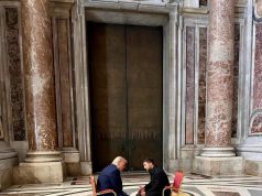 Kur paqja negociohet mbi varre