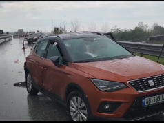 Aksidenti zinxhir, arrestohet shoferi i njërit prej automjeteve