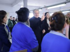 Berisha nga fasoneria në Durrës: Qeveria do kompensojë çdo qindarkë të humbur nga kursi i euros