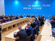 Berisha deputetëve të Tiranës: Shkarkoni VPN, hyni në TikTok, sepse TikTok e tmerroi Ramën.