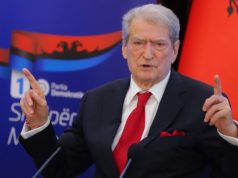 “Siguria ushqimore, pjesë e sigurisë kombëtare”, Berisha: Epidemia e salmonelës u mor vesh vetëm kur u sëmur Rama…