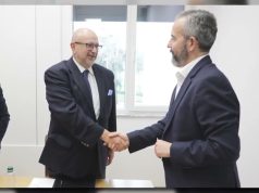 Hetimi i krimeve zgjedhore nga SPAK, kreu i misionit të OSBE: Bashkëpunojmë me autoritetet, por gjetjet tona do t’i ndajmë përmes raporteve