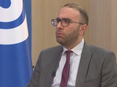 “Mos u habisni kur të bëjë edhe Ambasadorin e BE!”- Bardhi denoncon Ramën: Po i merr opozitës edhe kontrollin e Këshillit të Integrimit