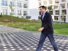 Voton në ambientet e paraburgimit të Durrësit, kryebashkiaku i Tiranes, Erion Veliaj