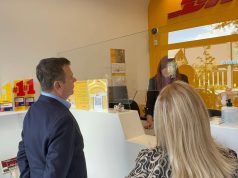 (LINK) Balla njofton shqiptarët në Greqi: Nesër zyrat DHL, Speedex dhe Courier hapur për dërgimin e zarfeve të votimit