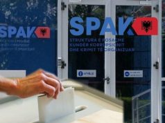 Prokurori i SPAK, Sotir Kllapi, agjentë të BKH dhe oficerë të Policisë zbarkojnë në Fier, vëzhgojnë zonat e “nxehta” të Qarkut