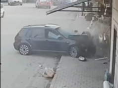 Pamjet e rënda/ Tapë në timon përplas policin në Peshkopi