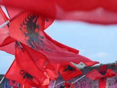 PS thyen traditën mbyllëse/ Mitingu i fundit, te parku olimpik