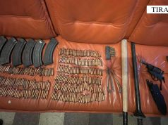 E kishte kthyer shtëpinë në depo armësh, operacioni i Policisë çon në pranga 64-vjeçarin