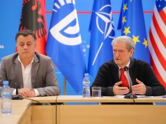 Berisha: Bandat vepruan në 10 qarqe për të sjellë në parlament 30 deputetë të PS! ‘Ylli’ i kësaj fushate është famozja Sara Mile