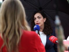 Osmani në Tiranë me akuza ndaj BE-së: I keni hapur derën atyre që shkojnë te Putini dhe bllokoni Kosovën