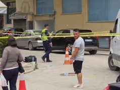 Dy viktima në aksidente rrugore në Fier dhe Kurbin – Një këmbësor i plagosur rëndë dhe një tjetër i vrarë nga drejtuesi që u arratis Dy viktima në aksidente rrugore në Fier dhe Kurbin – Një këmbësor i plagosur rëndë dhe një tjetër i vrarë nga drejtuesi që u arratis