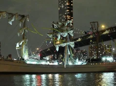 (VIDEO) Dy të vdekur dhe 19 të plagosur pasi anija me vela e Marinës Meksikane përplaset me Urën e Bruklinit